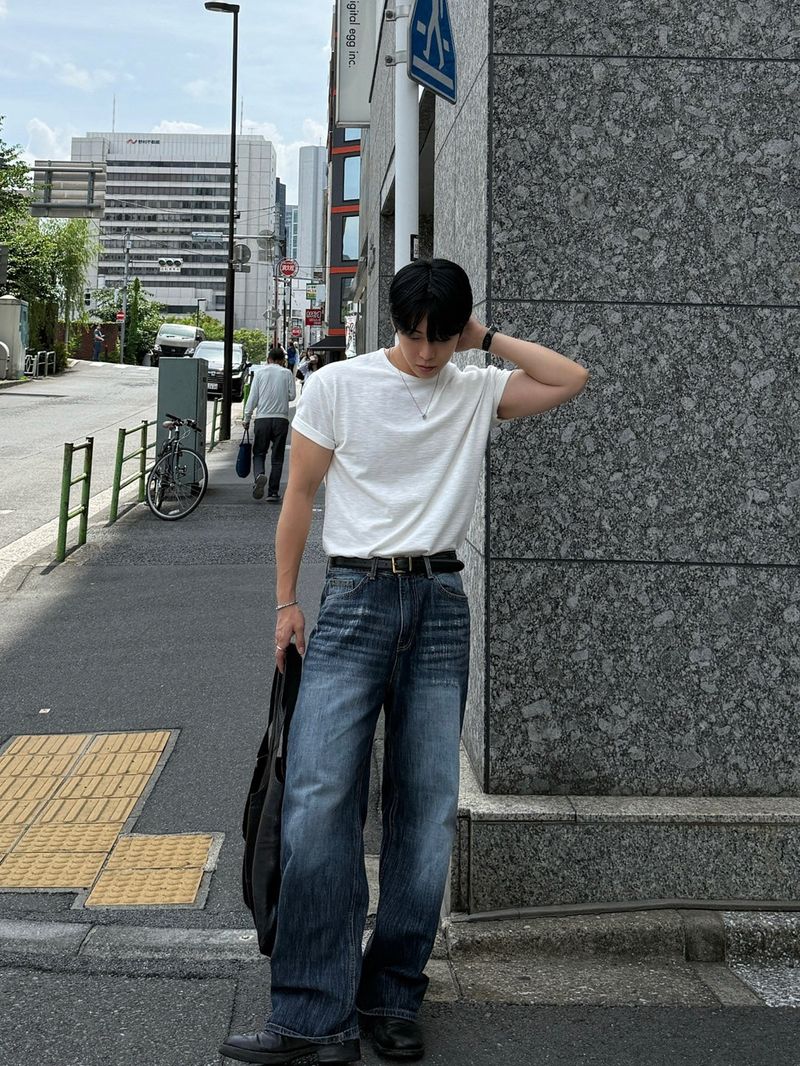 ダメージストレートデニムパンツ