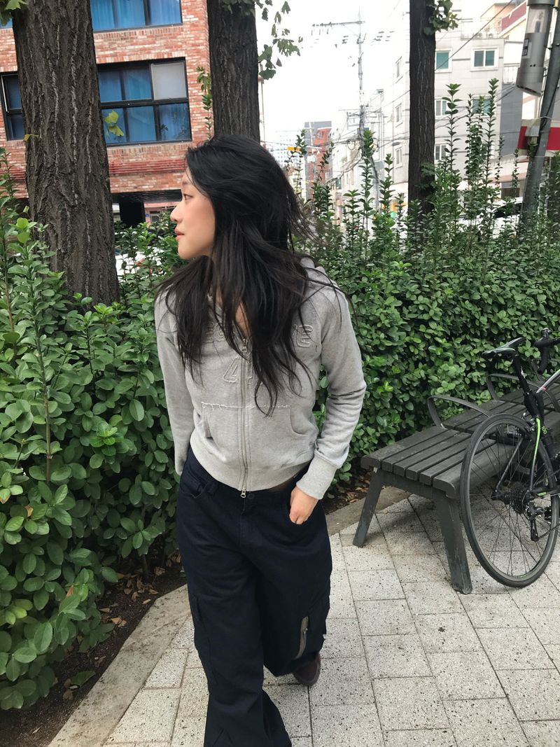 Negative small fit hood zip up 