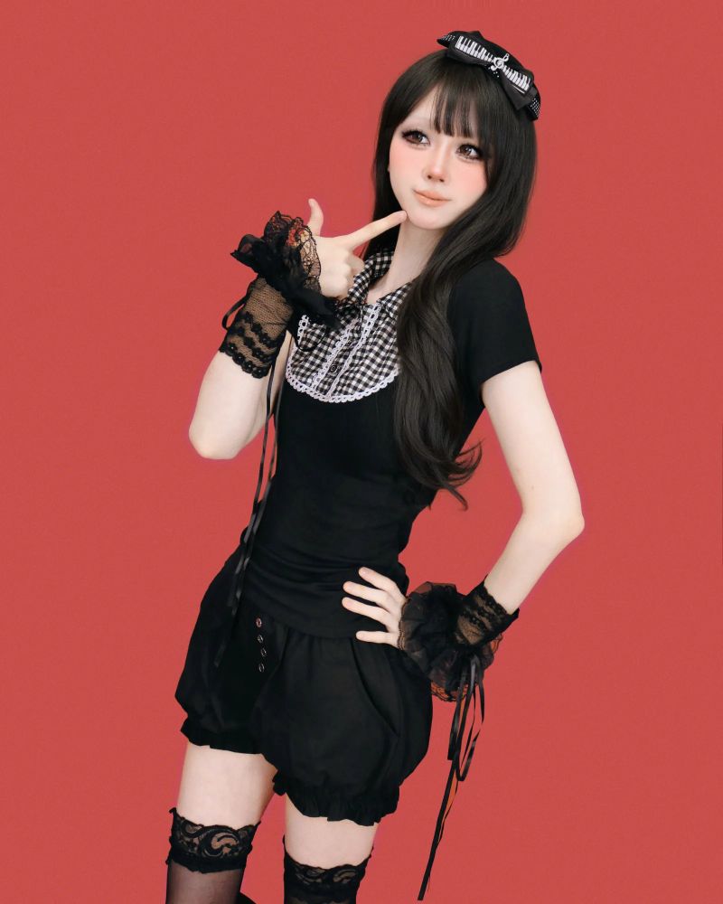 horror-game princess check blouse