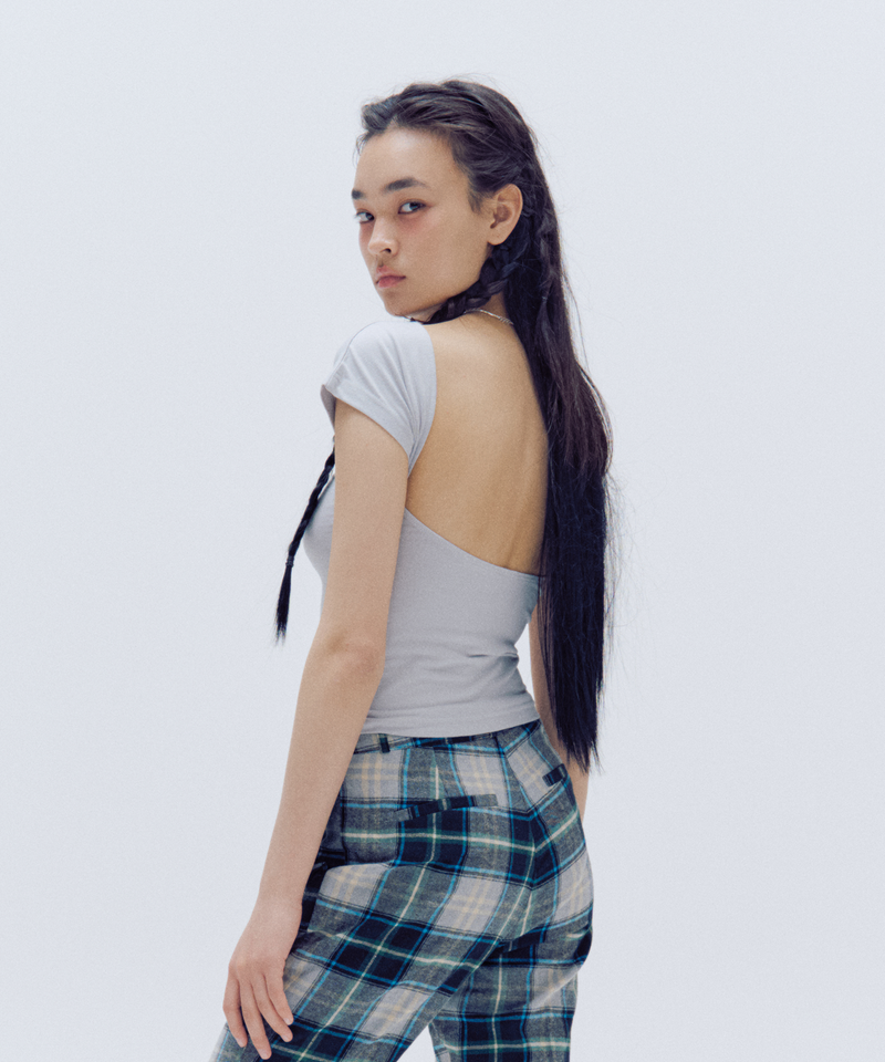 TRIP SHOP（トリップショップ）の「LOGO BACKLESS TEE（Tops）」