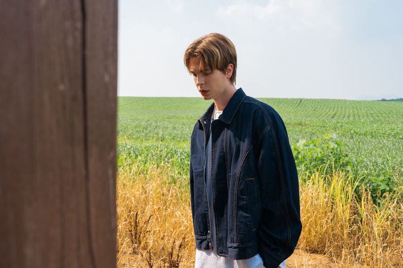 LINE-POINT DENIM BLOUSON