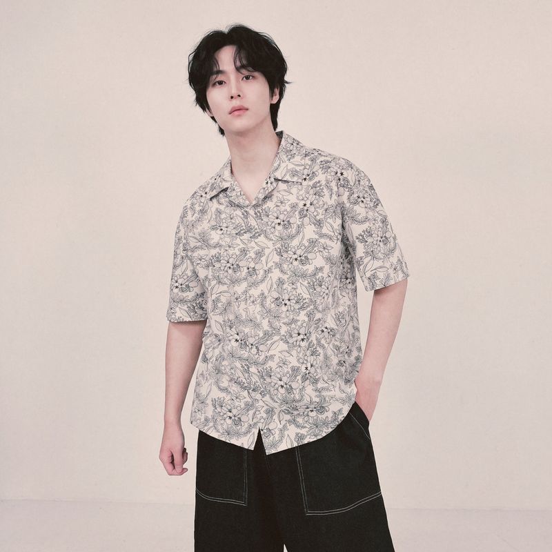 botanical drawing open collar shirt_ivory