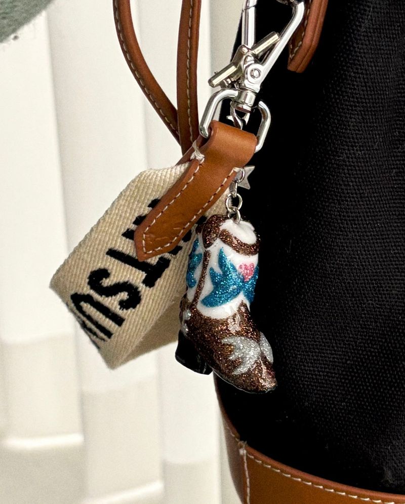 【MADE】 Wings Boots (keyring)