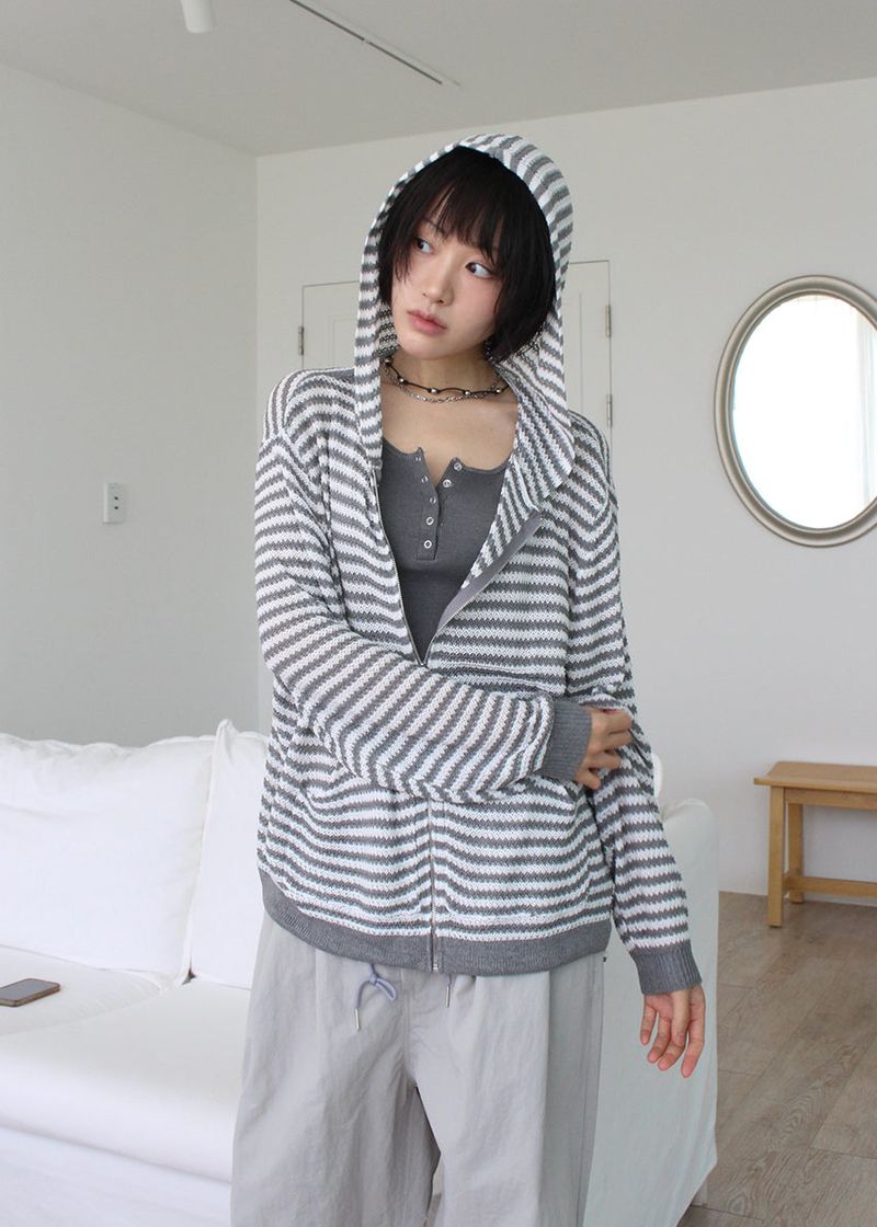 MESH STRIPE ZIP-UP