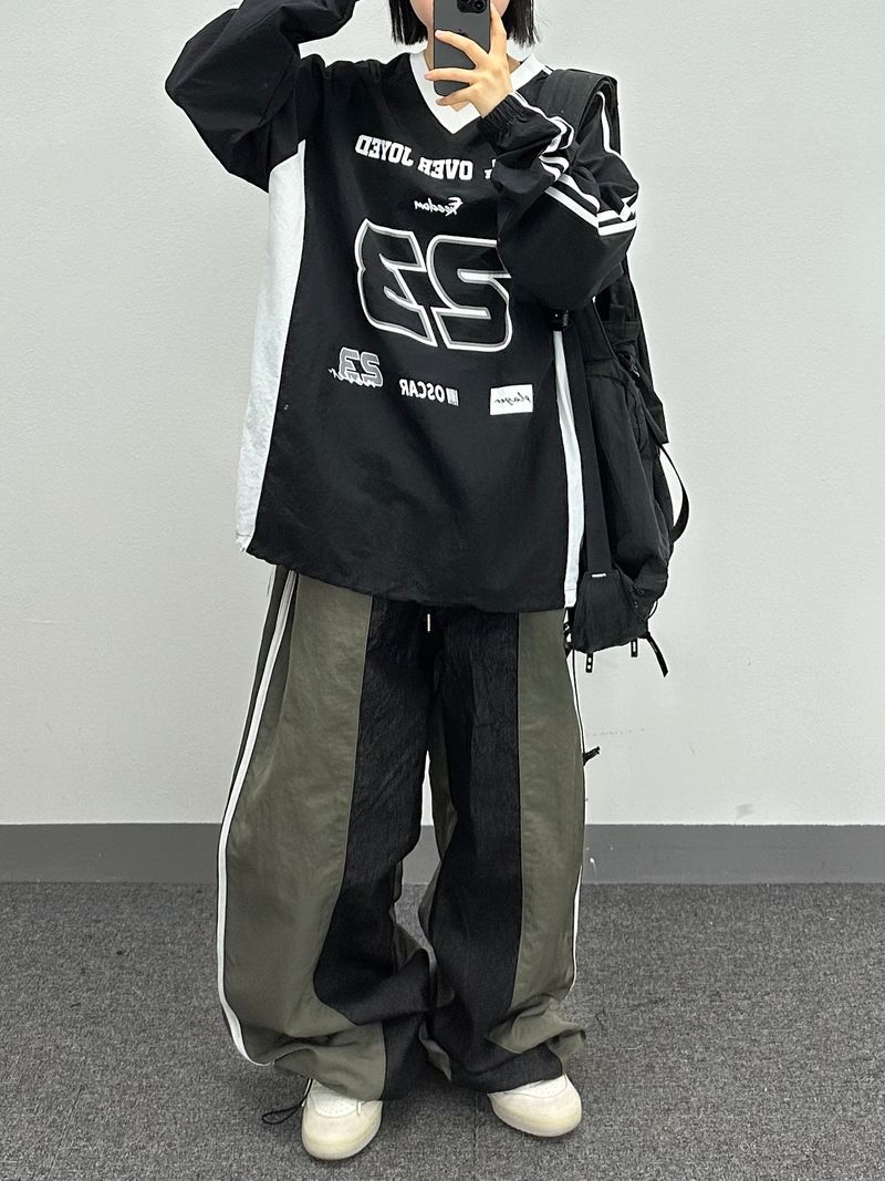 23 track wind sweatshirt