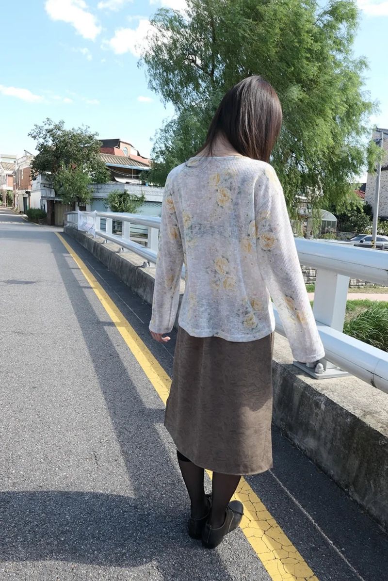 dove flower T (2c)