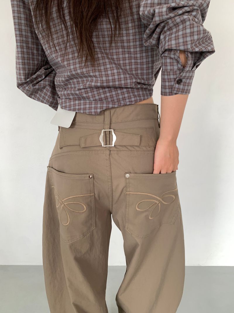 EMBO BACK BIJO CURVED PANTS (3C)
