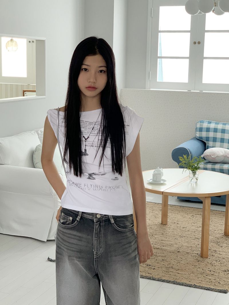 pebbled hip lettering unbalanced sleeve sleeveless