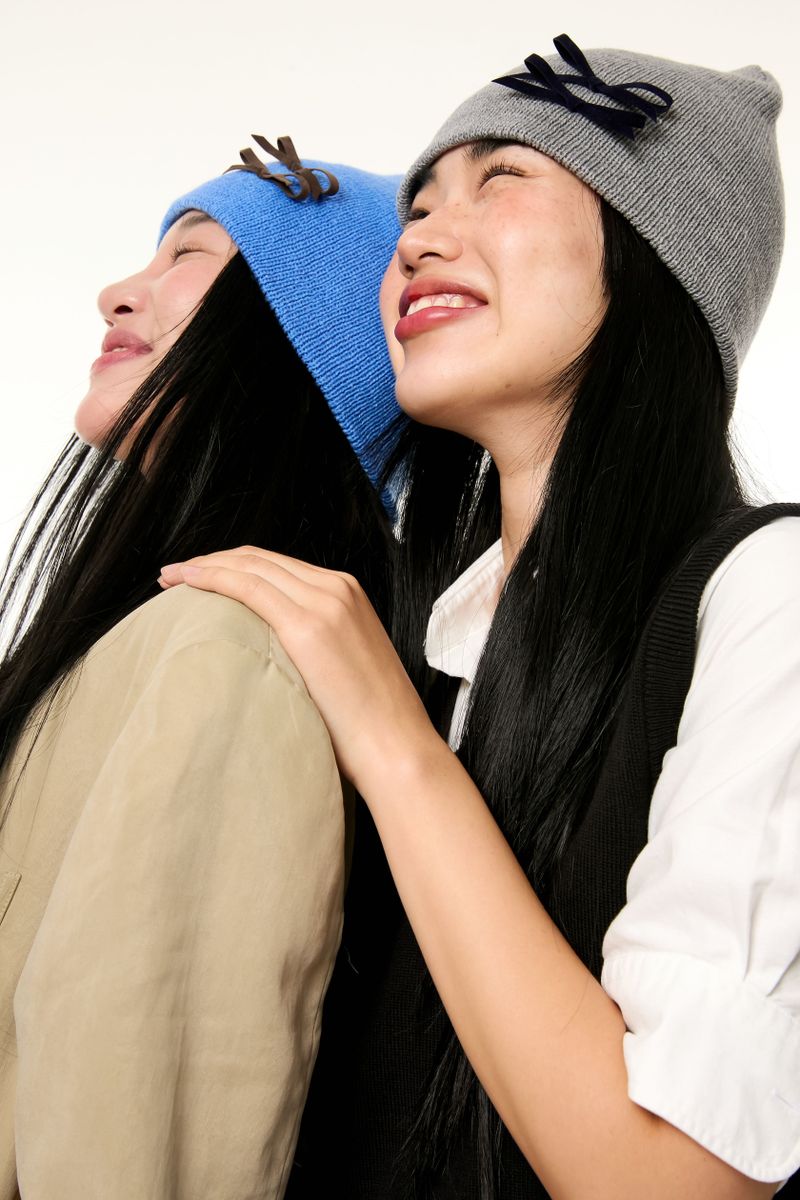 MINI RIBBON BEANIE / GREY