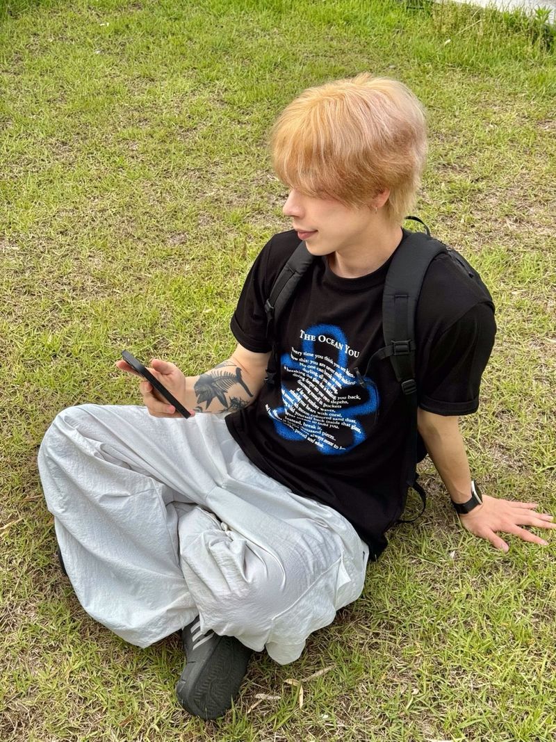 UNAIDUN(アネイダン)の「Clover lettering short sleeve T 4C(Tops)」