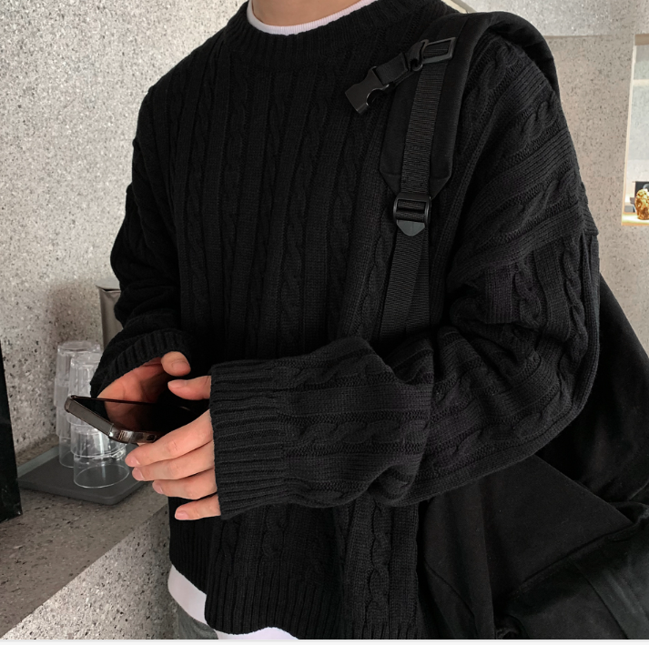 ギフセミオーバーフィットラウンドニット