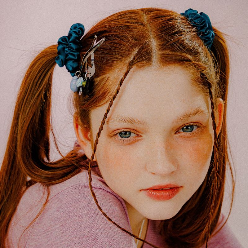 MINI SHIRRING SATIN SCRUNCHIE (DARK GREEN)