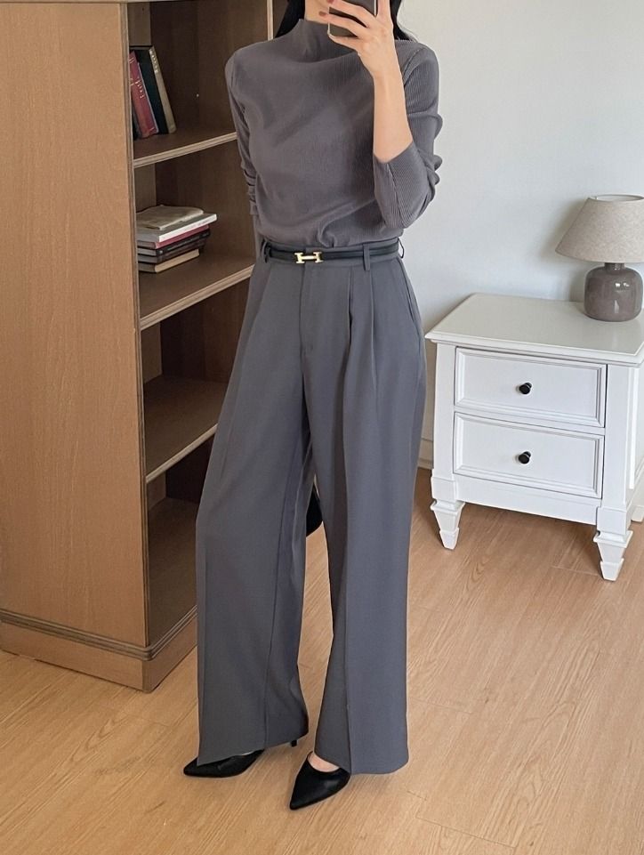 Serr Half-Neck Pleat Tee-Blouse (Strap Set)