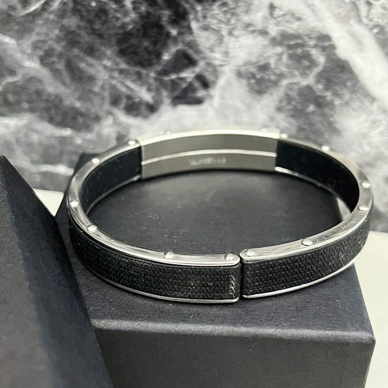 Customized Fashion Bracelets -  自分の生活に忠実である