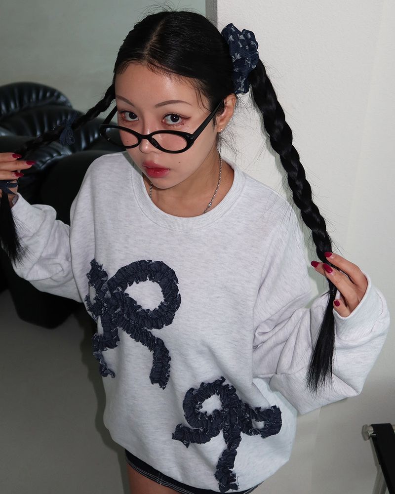 denim ribbon oversized fit sweatshirt