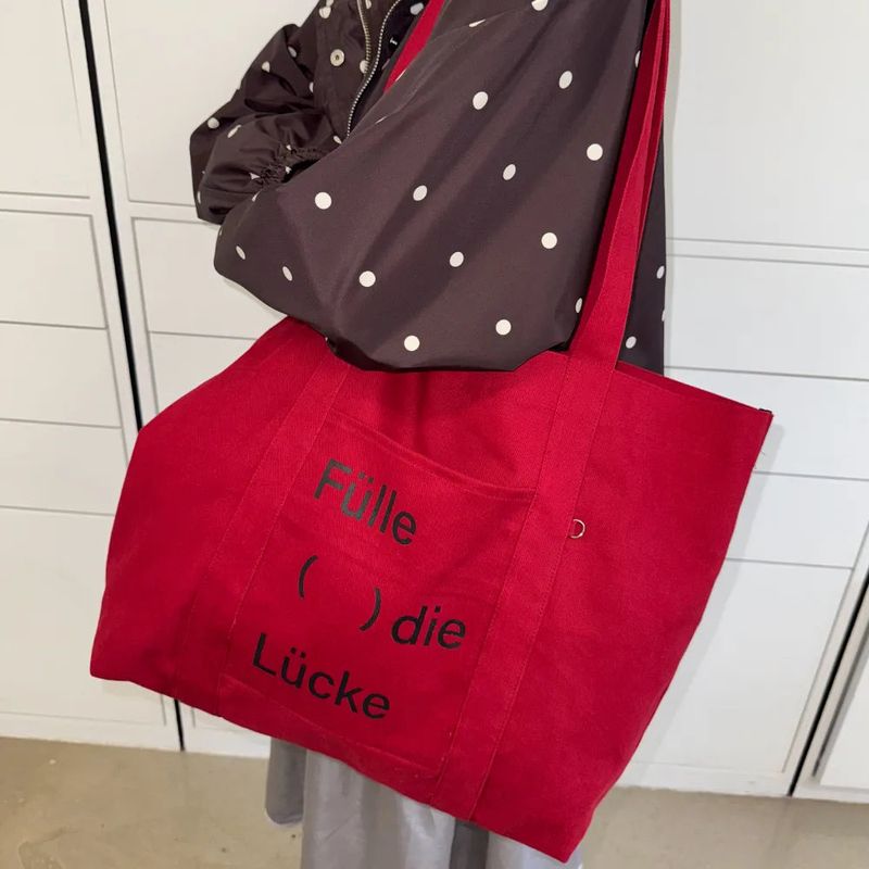 FILLINTHEBLANK（フィルインザブランク）の「ブランクキャンバスバッグ(レッド)（バッグ）」