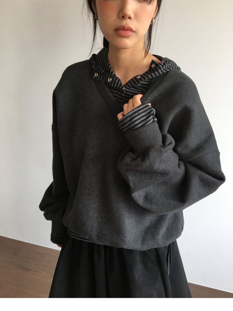 Lilac Peach V-Neck Sweatshirt (5 Colors)