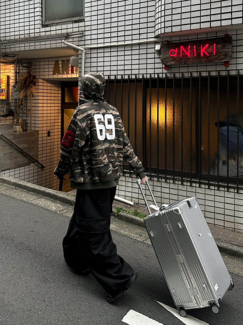 VER PATCH NUMBERING CAMO HOODED ZIP-UP