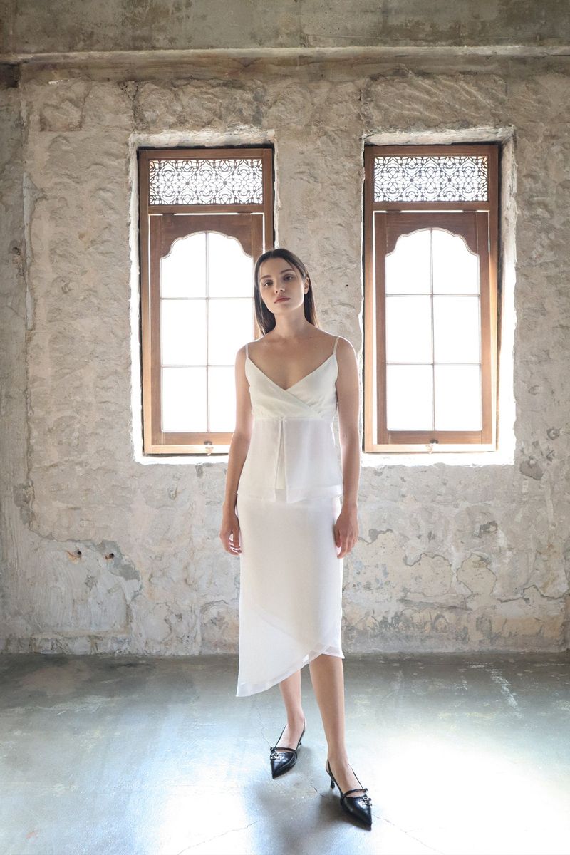 Lisha wrap sleeveless (white)