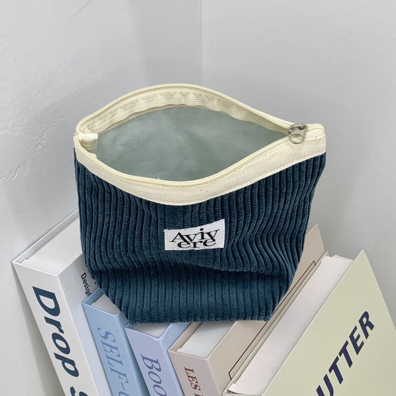 Avivere（アビベール）の「classic pouch_corduroy bluegreen（Miscellaneous Goods/Stationery）」