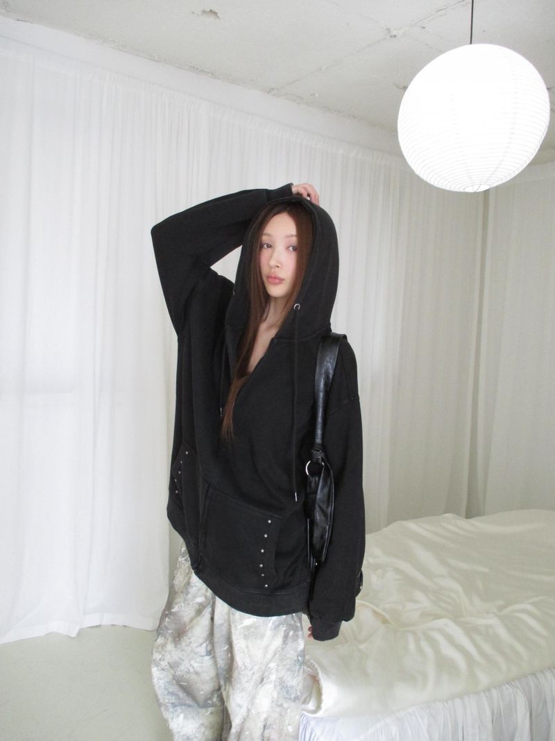 stud washing hoody