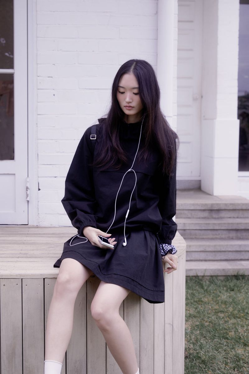 Pintuck shirring mini skirt (BLACK)