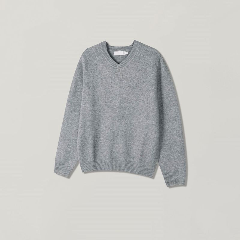 Settle line v-neck knitwear