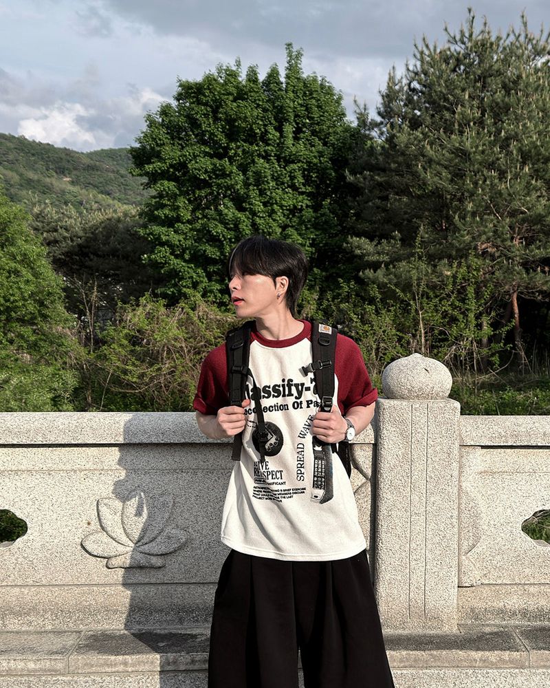 Ragiv Graphic Raglan Knit Short Sleeve