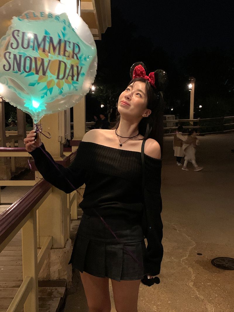 [MADE] PONIA OFF SHOULDER KNIT