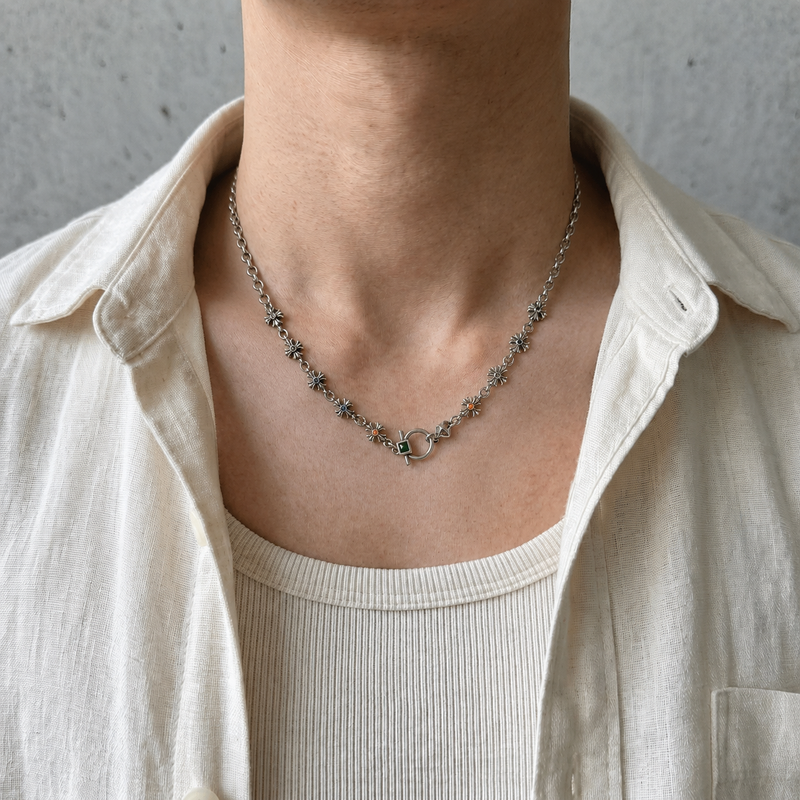 FADE MEET（フェードミート）の「Petal Sequence Necklace（Accessories）」