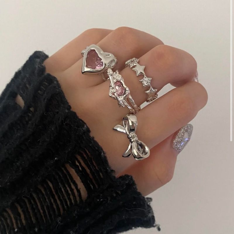 chouchou（シュシュ）の「s-stリング（アクセサリー）」