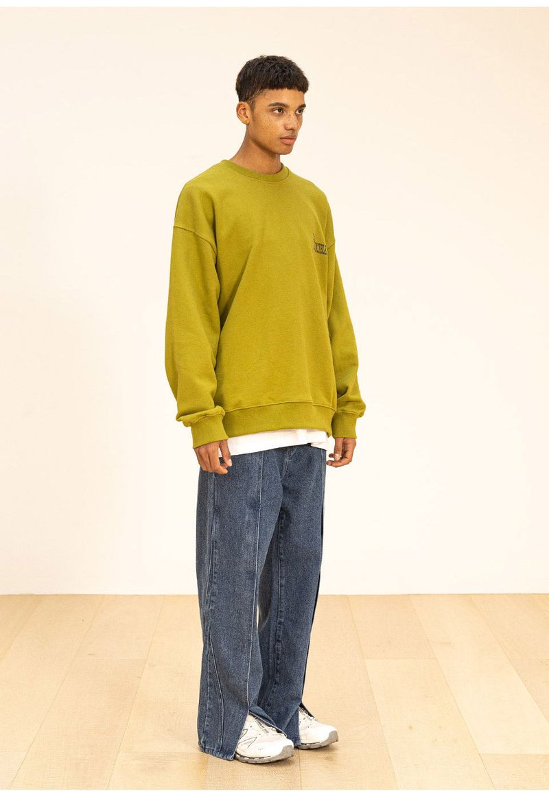 INVINCIBLE OVERSIZED SWEAT SHIRTS