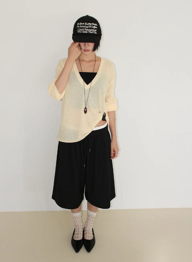 LINEN DEEP V-NECK KNIT