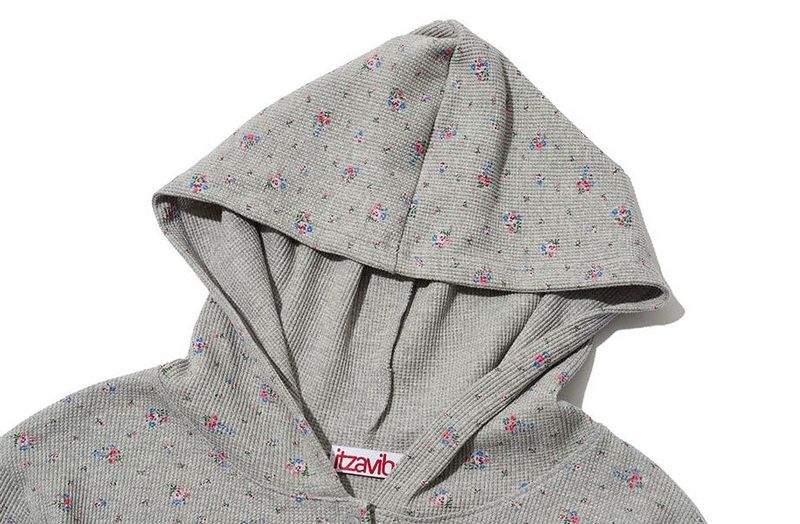 FLOWER WAFFLE BUTTON HOODIE - GRAY