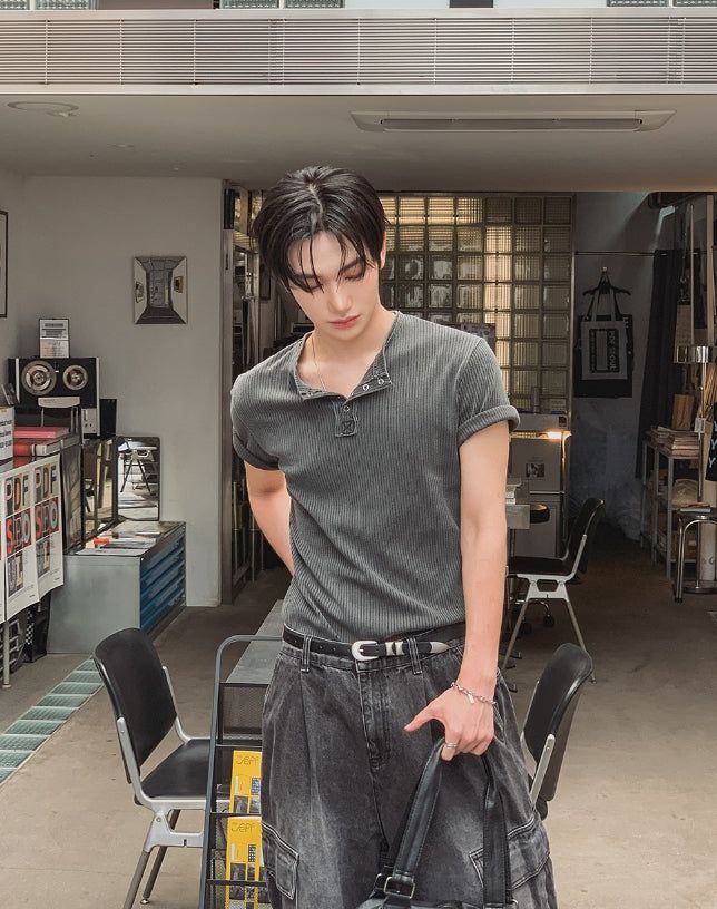 2PLAN（ツープラン）の「ウィート ピグメント リブ マッスル ヘンリーネック 半袖Tシャツ（トップス）」