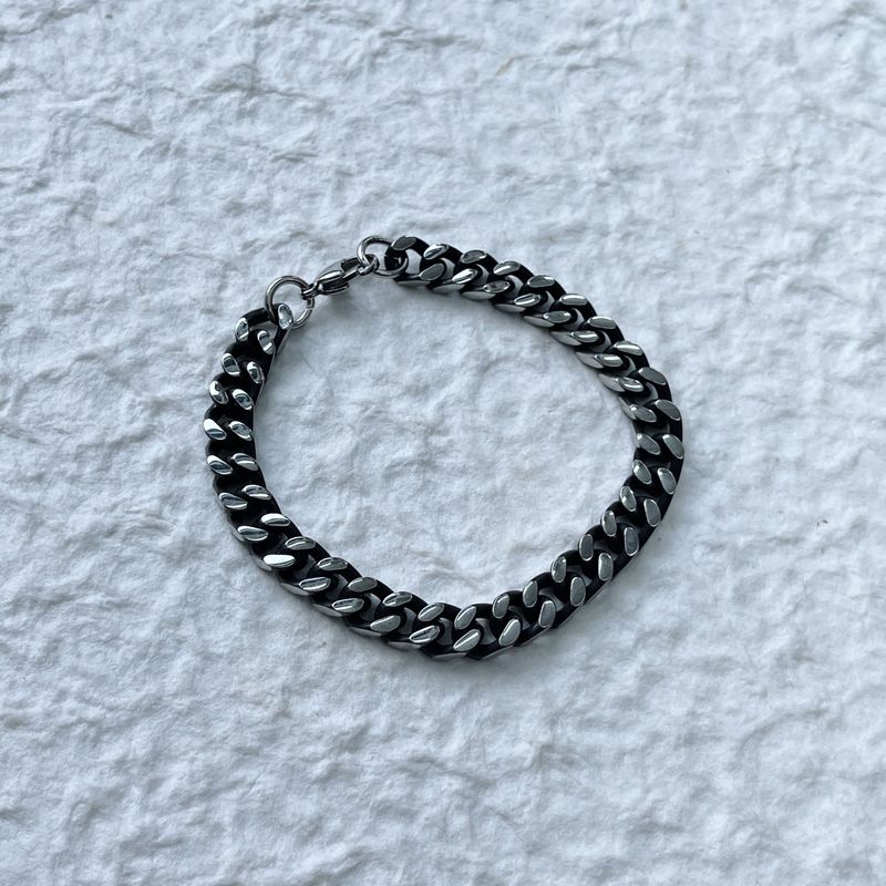 Black Core Chain Bracelet