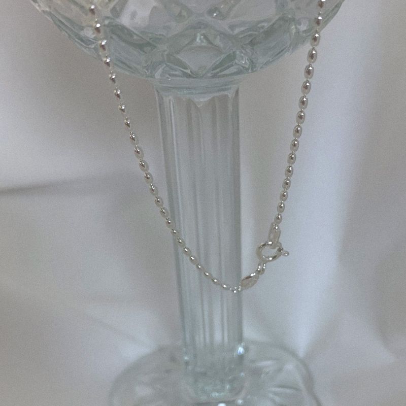 Lily Necklace