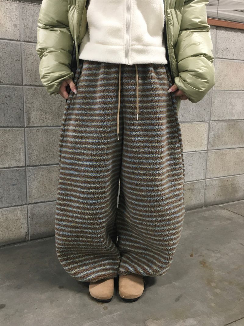 Momongdeu Pogle Stripe Pants (2c)
