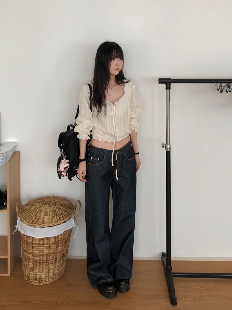 Low-rise denim pants (one color)