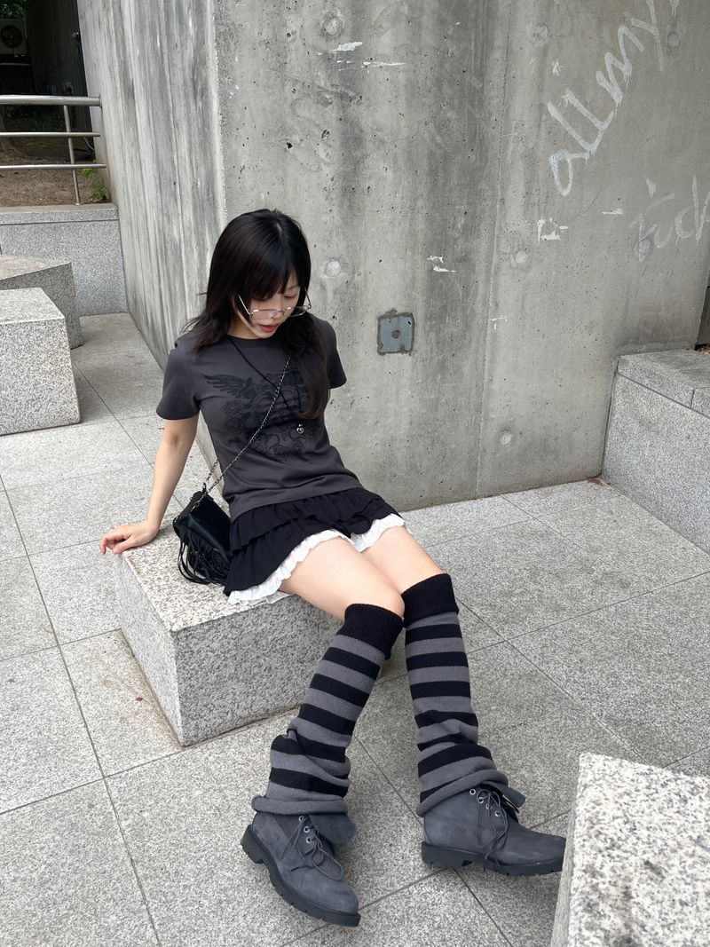 Stripe leg warmer
