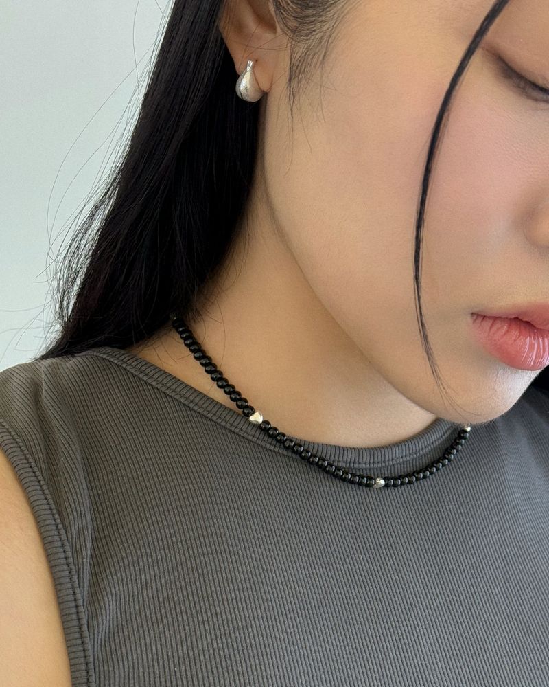 Noir heart choker necklace (silver)