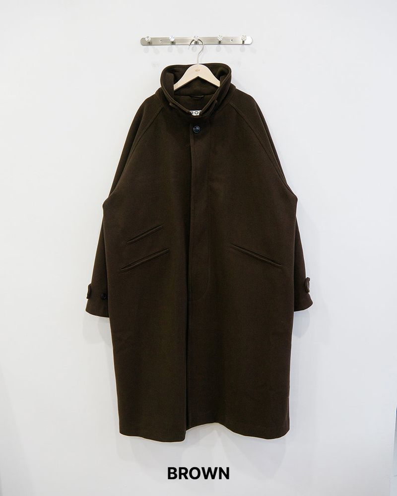 Raum Balmacaan Coat