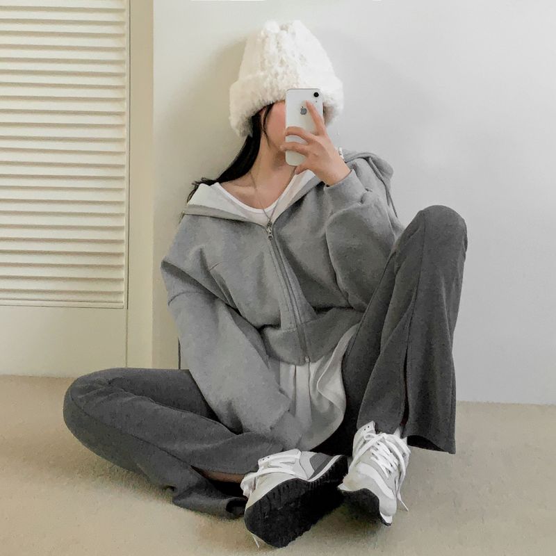 [Bellide made] embroidery napping hood zip-up