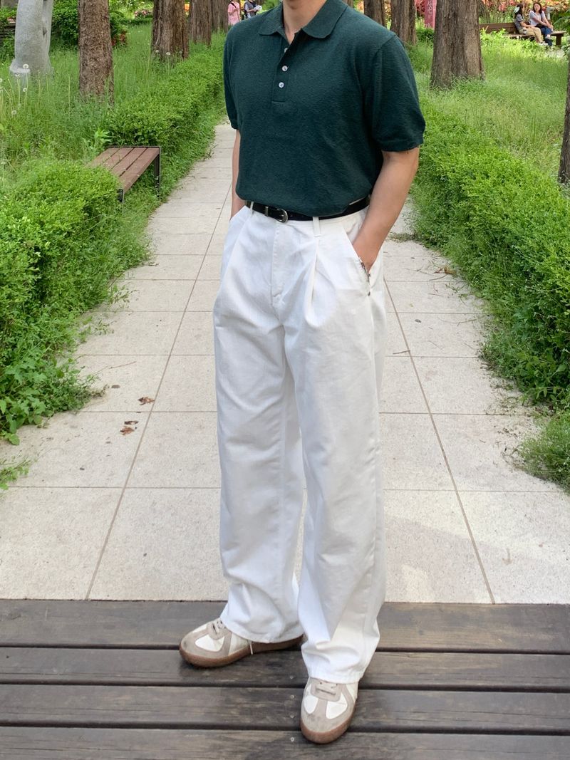 Code One-Tuck Non-Fade Pants