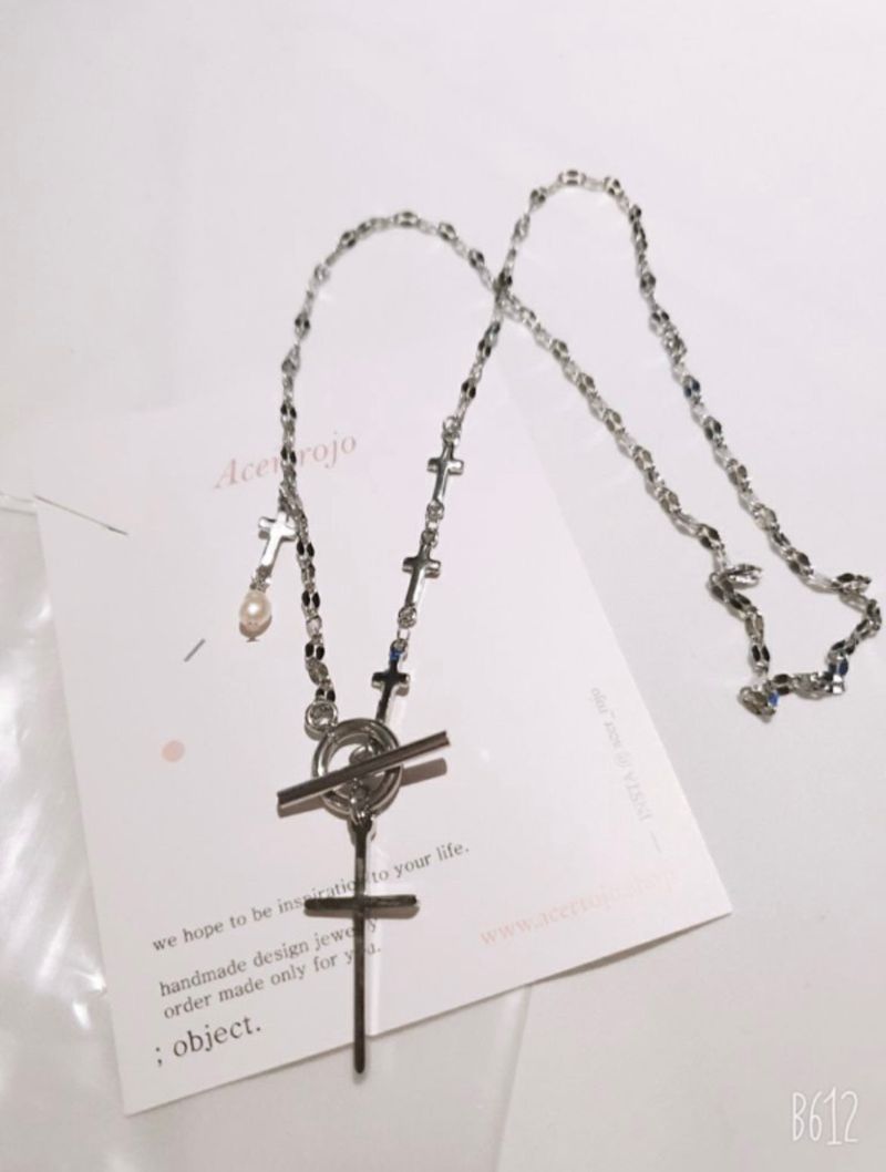 tiu Cross Toggle Bar Two Way Necklace