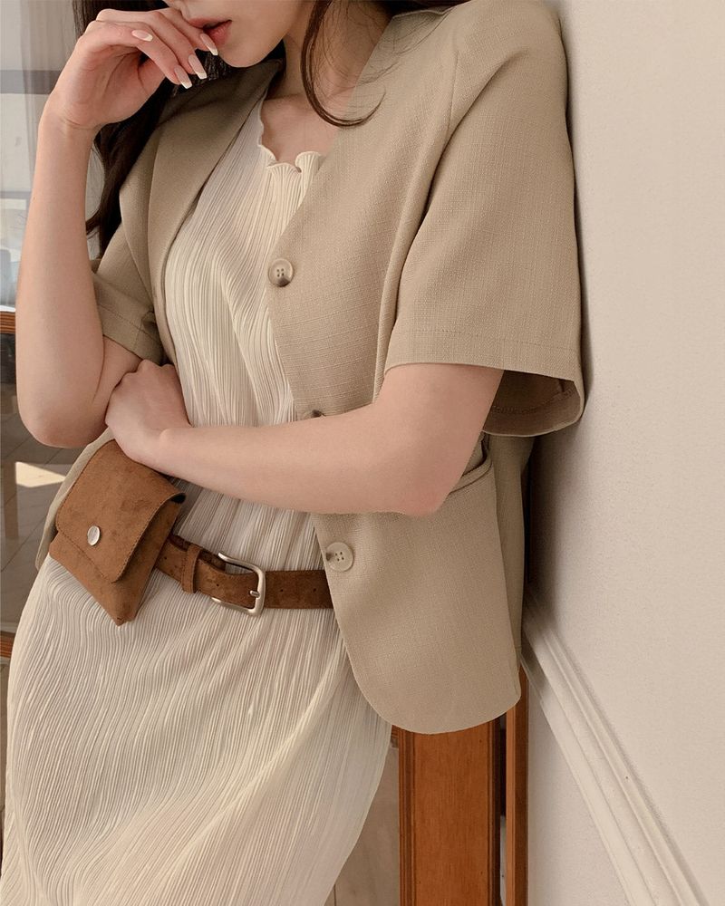 MAYBINS（メイビンス）の「Comi Collarless Short-Sleeved Jacket（Jackets/Outerwear）」