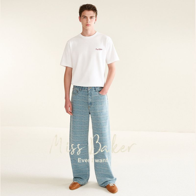 Miss Baker（ミスベイカー）の「スモールロゴTシャツ ホワイト(MAN)（トップス）」