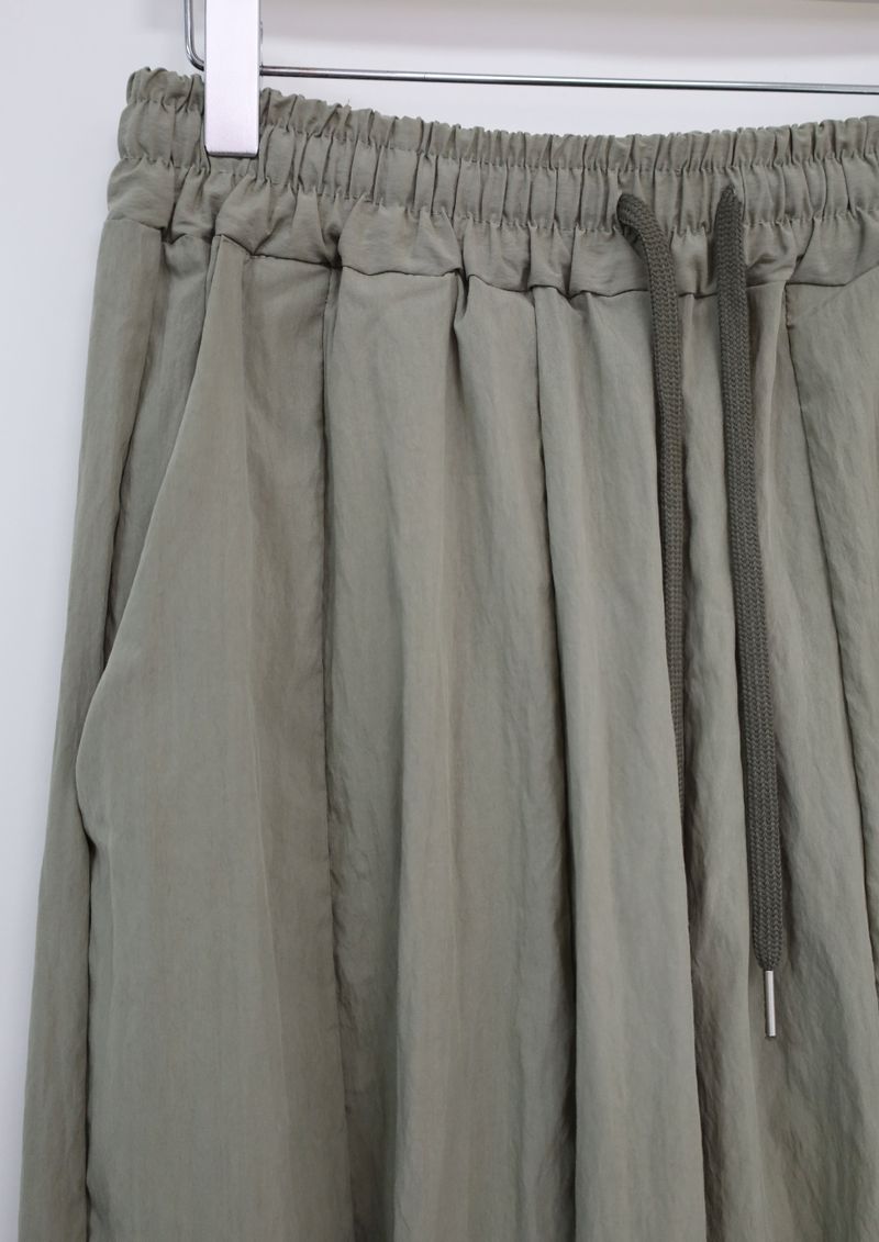 Light Wrinkle Pants