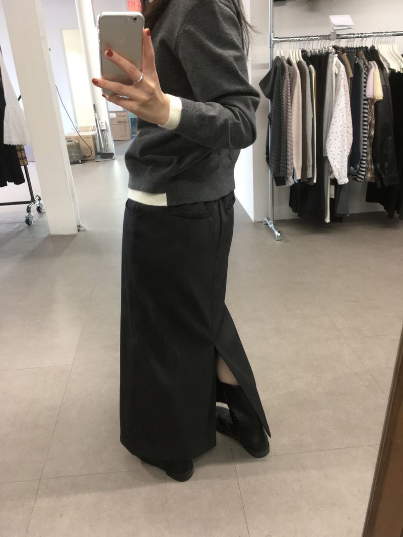 Slit Long Skirt (2 Colors)