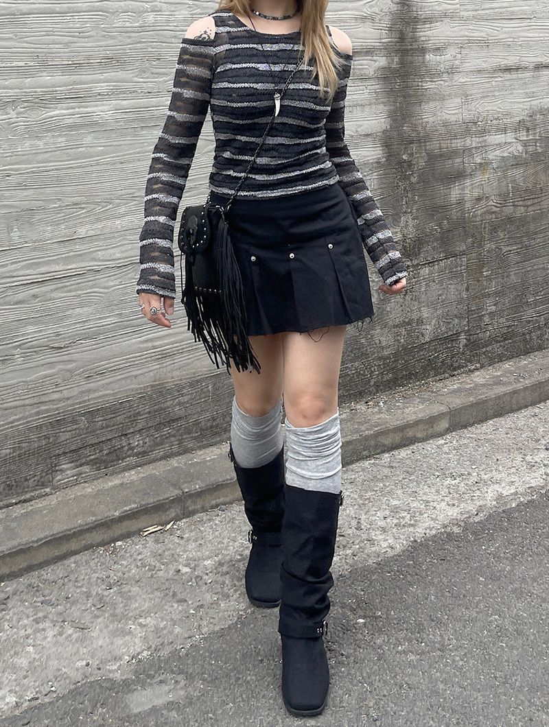 Ethnic Shoulder Slit Stripe Tee
